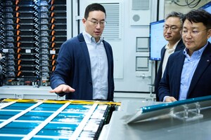 LG Chairman Kwang Mo Koo Visits U.S. ESS Hub 'Vertech,' Emphasizing Leadership in AI-Era Energy Infrastructure