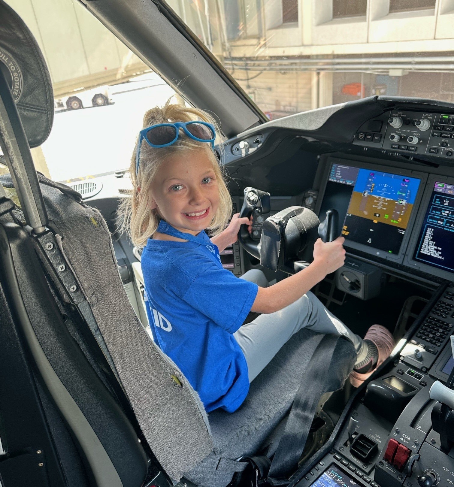 It's 4/4, Time to Make a Wish: United & Make-A-Wish to Host 'Make More Wishes' Events Across Nation, Giving Wish Kids Behind-the-Scenes Access to Aviation