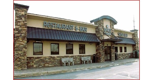 BIELAT SANTORE & COMPANY ANNOUNCES SALE OF LANDMARK OFFICE LOUNGE BIELAT SANTORE & COMPANY ANNOUNCES SALE OF LANDMARK OFFICE LOUNGE