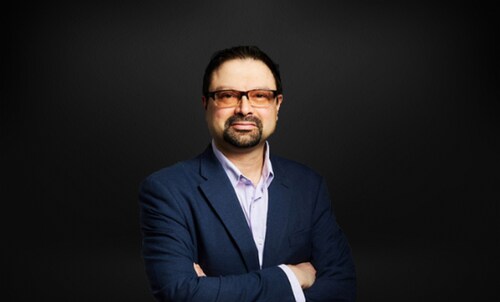 Roger Lvin, CEO and President, Hitachi Solutions Roger Lvin, CEO and President, Hitachi Solutions