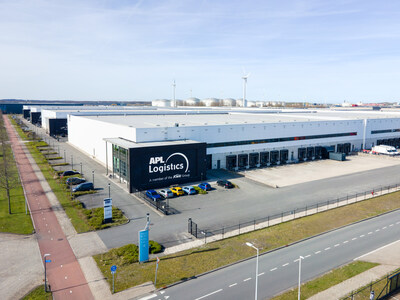 APL Logistics’ newly opened distribution and fulfilment centre at the Port of Amsterdam, strengthening the company’s logistics footprint in Europe. APL Logistics’ newly opened distribution and fulfilment centre at the Port of Amsterdam, strengthening the company’s logistics footprint in Europe.