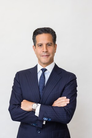 Renowned Beverly Hills Plastic Surgeon John Diaz, MD, Brings Elite Expertise to New York City