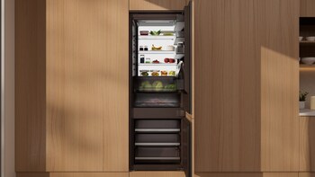 LG Built-in Wide Combi Refrigerator delivers energy-efficient, large-capacity storage with AI-driven cooling performance for optimized freshness.