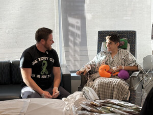 A Teen Needed a Kidney. A Stranger Watching the News Stepped In