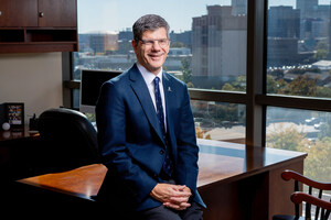 AACR annual meeting highlights St. Jude research, honors Comprehensive Cancer Center director