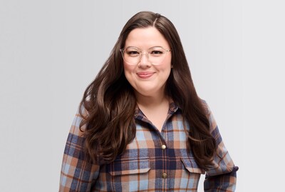 Hilary MacMillan (CNW Group/Specsavers Canada)