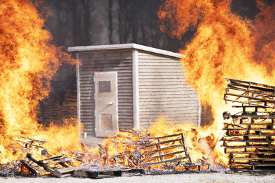 Controlled demonstration of the FORT against the radiant heat of a wildfire with individuals inside the structure Controlled demonstration of the FORT against the radiant heat of a wildfire with individuals inside the structure