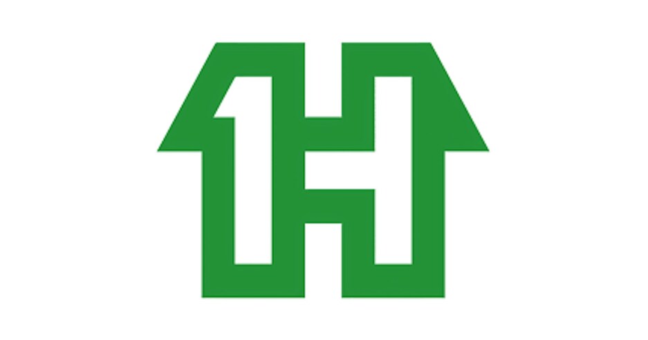 First Lap: Race to Educon Launches Global Tour Showcasing 1House, a New Era of Digital Learning