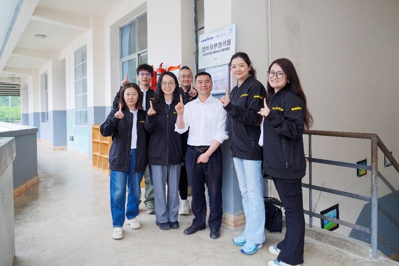 Unable to view the image, Please provide a valid URL.