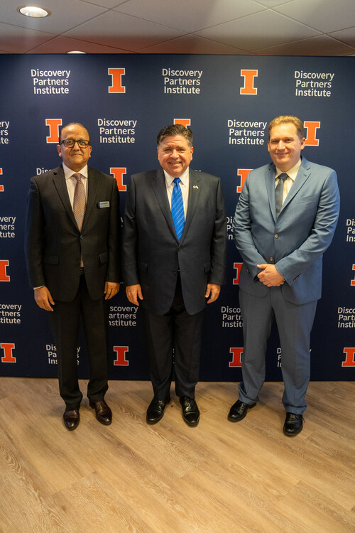 L-R: Rashid Bashir, Vice Chancellor for Chicago Strategic Partnerships, University of Illinois Urbana-Champaign, and Dean, The Grainger College of Engineering; Illinois Governor JB Pritzker; Jay Gambetta, Director of IBM Research and IBM Fellow (Credit: The  Grainger College of Engineering, University of Illinois Urbana-Champaign)