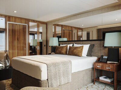 Atlas Adventurer Penthouse Suite Bedroom