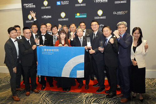 ITRI team celebrates three gold and two silver wins at the 2026 Edison Awards gala.