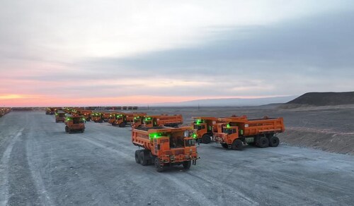 Zoomlion delivers autonomous mining trucks to a major open-pit mine, supporting smarter mining operations