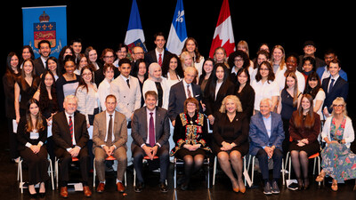 Les récipiendaires des Médailles de la Lieutenante-gouverneure du Québec honorés lors des cérémonies de remise tenues à l’École Curé-Antoine-Labelle, le 18 avril 2026 (Groupe CNW/Cabinet de la lieutenante-gouverneure du Québec) Les récipiendaires des Médailles de la Lieutenante-gouverneure du Québec honorés lors des cérémonies de remise tenues à l’École Curé-Antoine-Labelle, le 18 avril 2026 (Groupe CNW/Cabinet de la lieutenante-gouverneure du Québec)