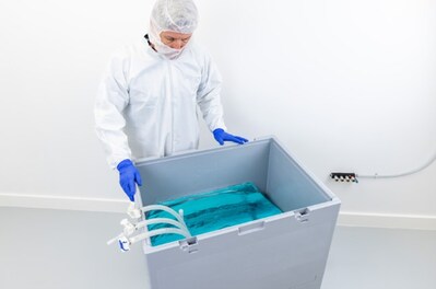 Masterflex stainless steel and collapsible bioprocessing containers designed for secure fluid handling in biopharma and bioprocessing applications