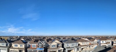 Mattamy Homes reached a major sustainability milestone last month, with more than 1,000 of its homes across Alberta now equipped with solar panels. Photo courtesy of SkyFire Energy. (CNW Group/Mattamy Homes Limited)