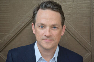 Daniel Coyle, New York Times bestselling author and expert on teamwork, leadership, and high-performance cultures, Nova Southeastern University 2026 Commencement Speaker.