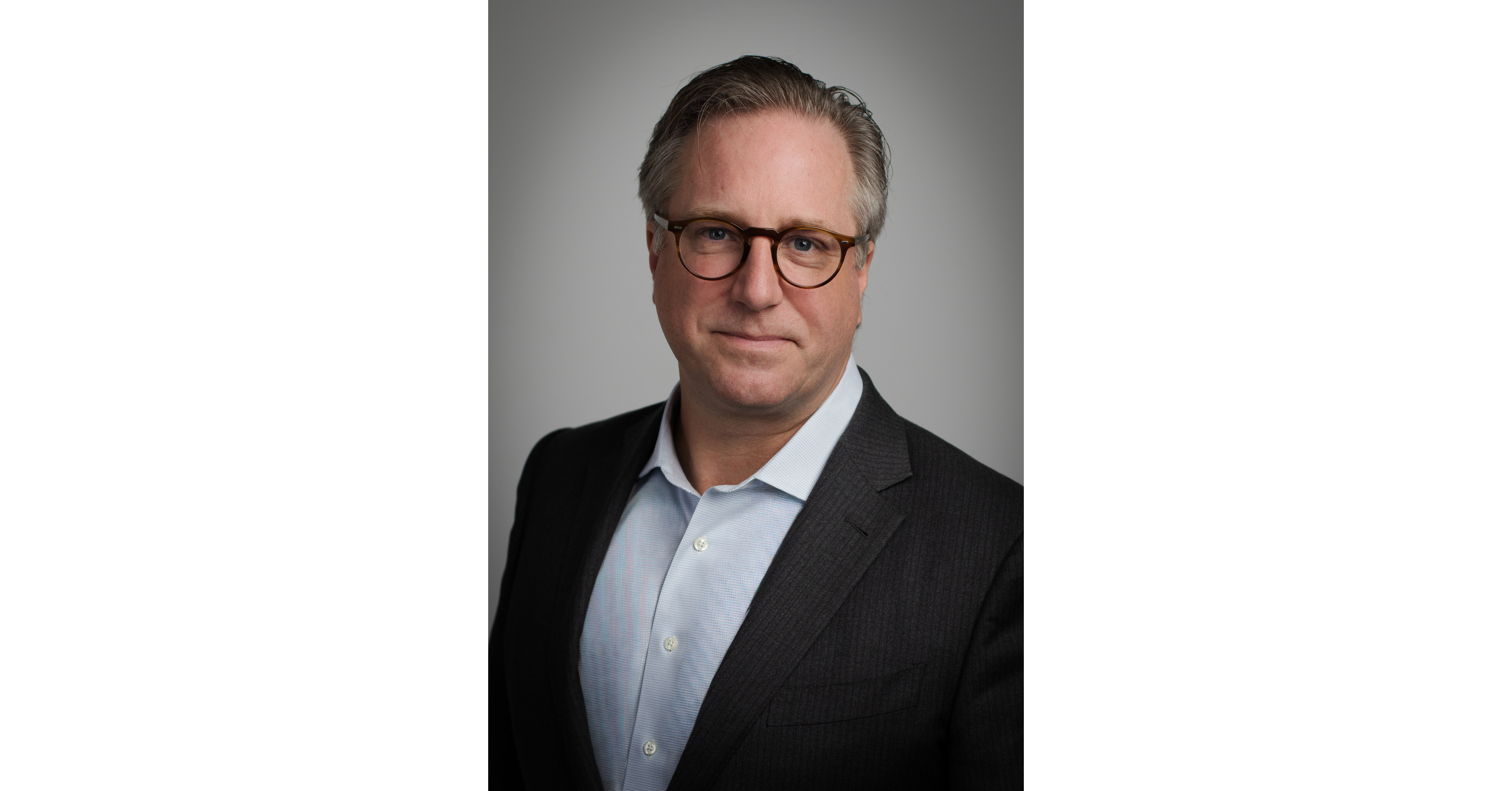 Cox Interior Appoints Former nobilia Head Mikael Åkerberg as CEO.