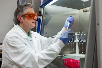  JOHNNY GUATTO/UNIVERSITY OF TORONTO. (CNW Group/University Health Network)