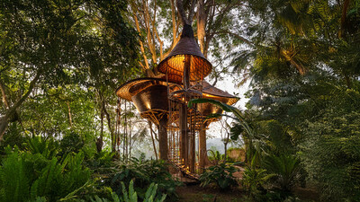Perched above the jungle canopy, Bambu Indah’s iconic Tree House has been named one of the most spectacular tree houses in the world by BBC Travel, an immersive retreat where architecture and nature exist in perfect harmony.