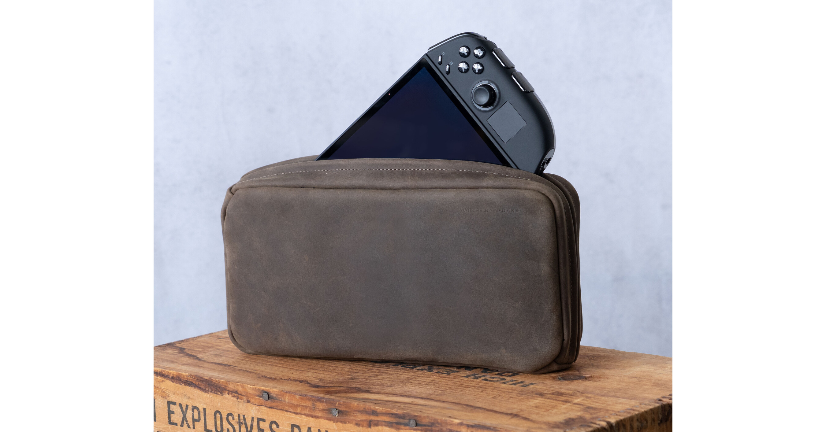 WaterField Designs Introduces Magnetic Gaming Case for Lenovo Legion Go 2 Handheld