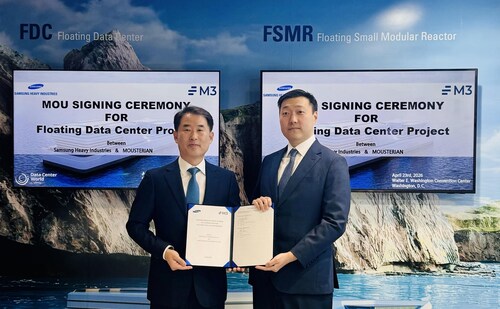 Ahn Young-kyu, head of Samsung Heavy Industries' Technology Development Division, left, and Min Suh, Mousterian Corporation Chief Executive Officer