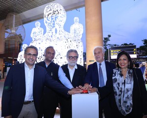 Biocon Foundation y BIAL presentan la escultura "El alma de Bengaluru" de Jaume Plensa en el Aeropuerto Internacional Kempegowda de Bengaluru