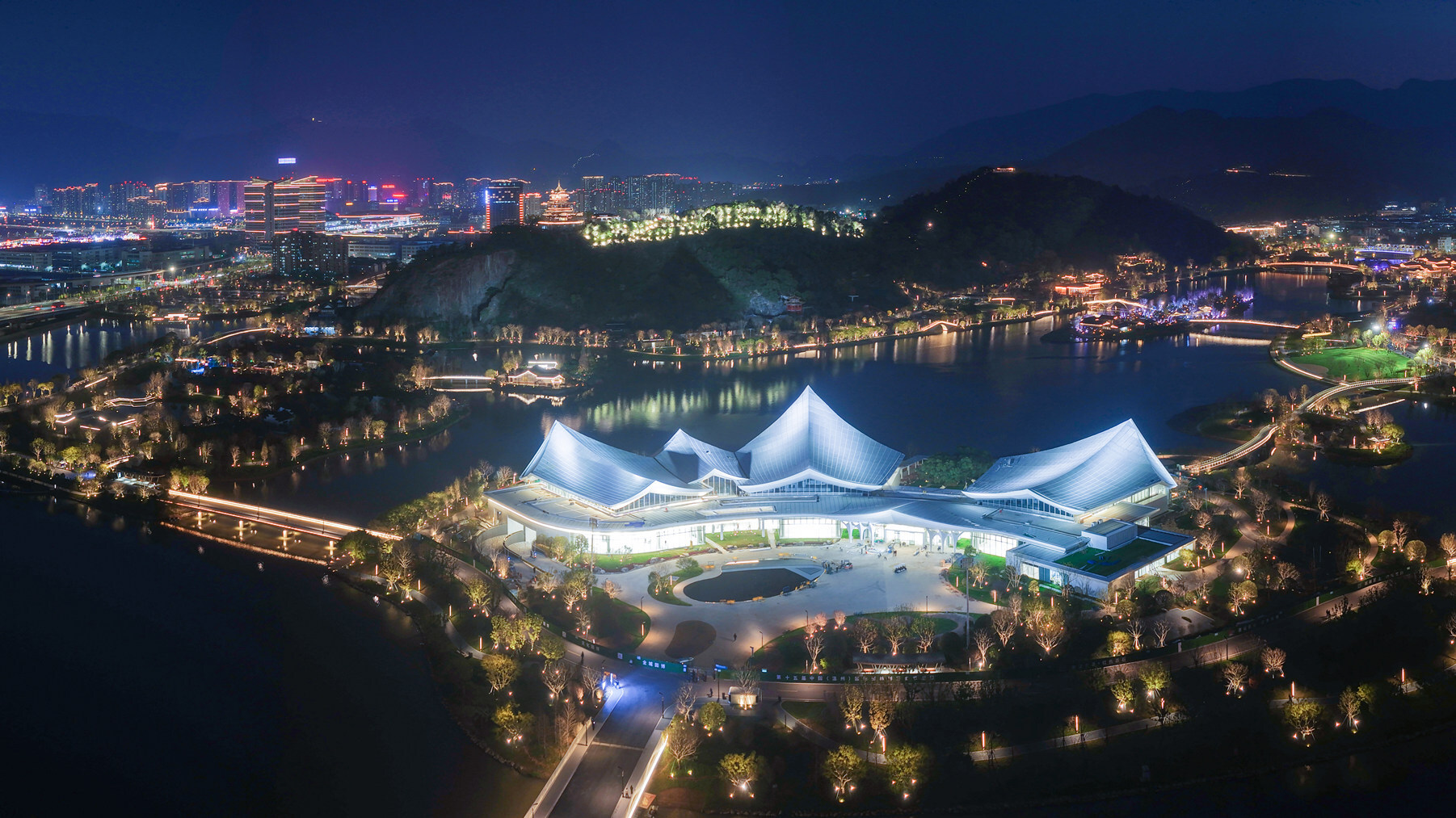 Wenzhou Garden Expo Grand Opening: Fusion of Chinese and Foreign Landscape Arts for a Greener Life