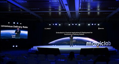 Luke Chen, CEO of BemiGo, delivers a keynote speech at the Magic X Global Embodied Intelligence Innovation Conference in Silicon Valley, showcasing the company's autonomous delivery solutions on stage.