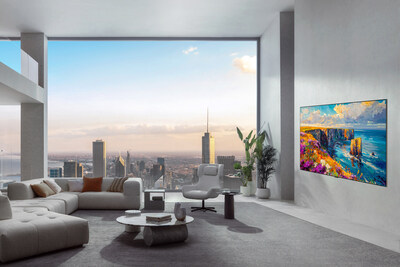 Photo caption: LG Electronics Canada announces pre-order of the LG OLED evo W6 Wallpaper TV 
Photo Credit: Photo courtesy of LG (CNW Group/LG Electronics Canada)