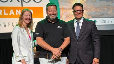 Bryan Park of Footprints Floors Receives NWFA Vanguard Industry Leadership Award