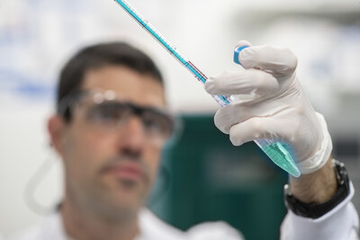 Viralgen scientist