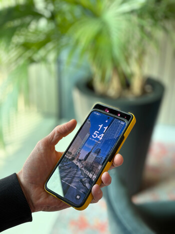 ExternaSmartphone case prototype with SunLED Life Science's patented Near Infrared (NIR) technology integrated into the case