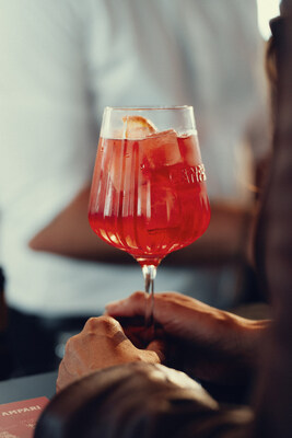 CAMPARI RETURNS TO CANNES TO CELEBRATE THE MOMENTS THAT DEFINE CINEMA