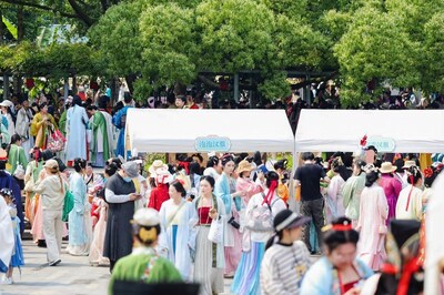 Bulan Hanfu China 2026 - Alam Puitis Lirik Song Menelusuri Estetika Dinasti Song di Muzium Sutera Nasional China