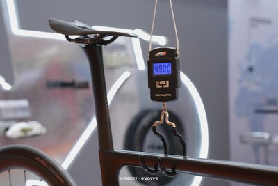 4.9kg 슈퍼바이크에서 에어로 그래블까지: Elitewheels, 성능의 한 단계 더욱 넓히다