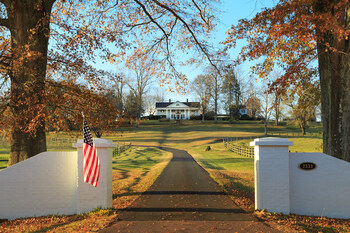 Meander Entrance