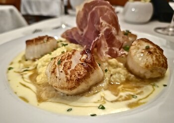 Scallops with Grits - Our Southern Classic