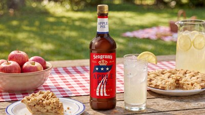 Rolling out nationwide this June and available for a limited time, Seagram’s 7 Crown Apple Pie serves up summer in a glass – perfect over ice or mixed into crowd-favorite cocktails at everything from Fourth of July celebrations to bonfire nights with the people you love. Rolling out nationwide this June and available for a limited time, Seagram’s 7 Crown Apple Pie serves up summer in a glass – perfect over ice or mixed into crowd-favorite cocktails at everything from Fourth of July celebrations to bonfire nights with the people you love.