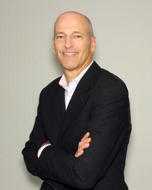 Regal Cineworld Appoints Brian McAndrews As Chairman And Adopts Regal Global Entertainment Corporate Name