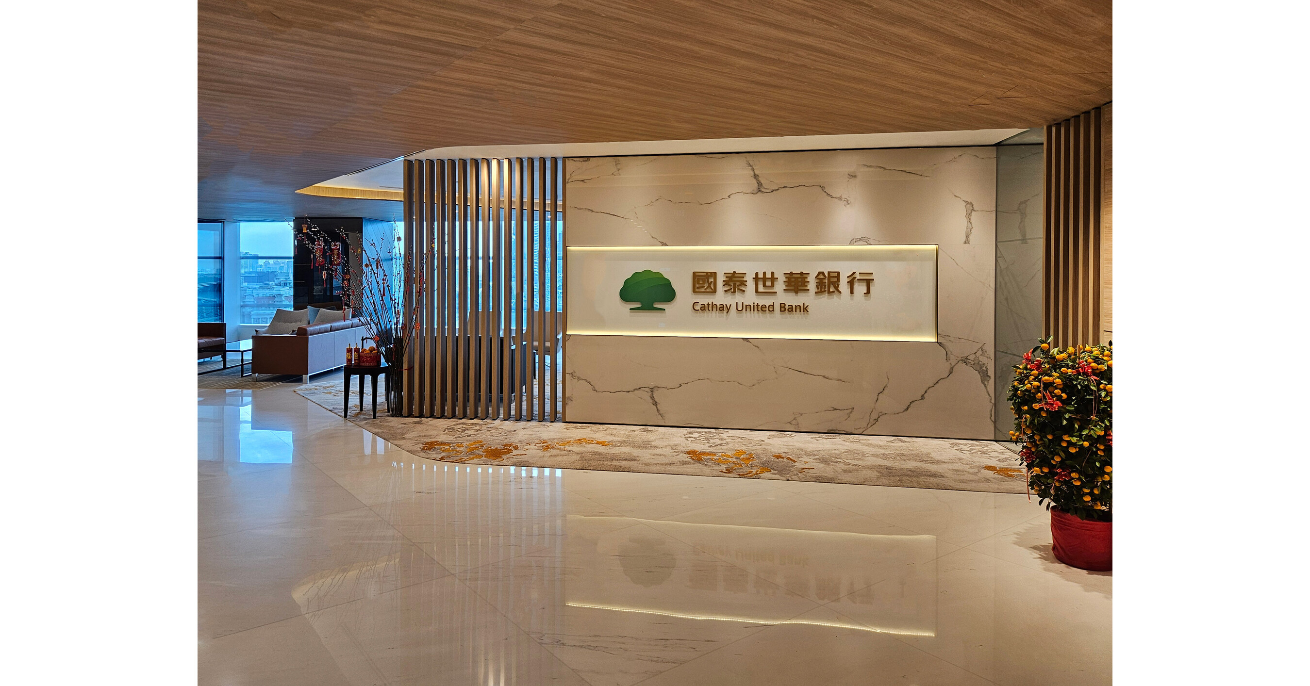 Cathay United Bank Jadi "Joint Lead Arranger" dalam Fasilitas Pembiayaan SMBC Aviation Capital Senilai US$3,7 Miliar