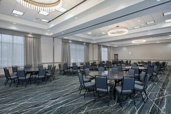 Newly updated event spaces at Embassy Suites by Hilton Franklin Cool Springs offer flexible layouts for meetings, celebrations, and group events of all sizes.