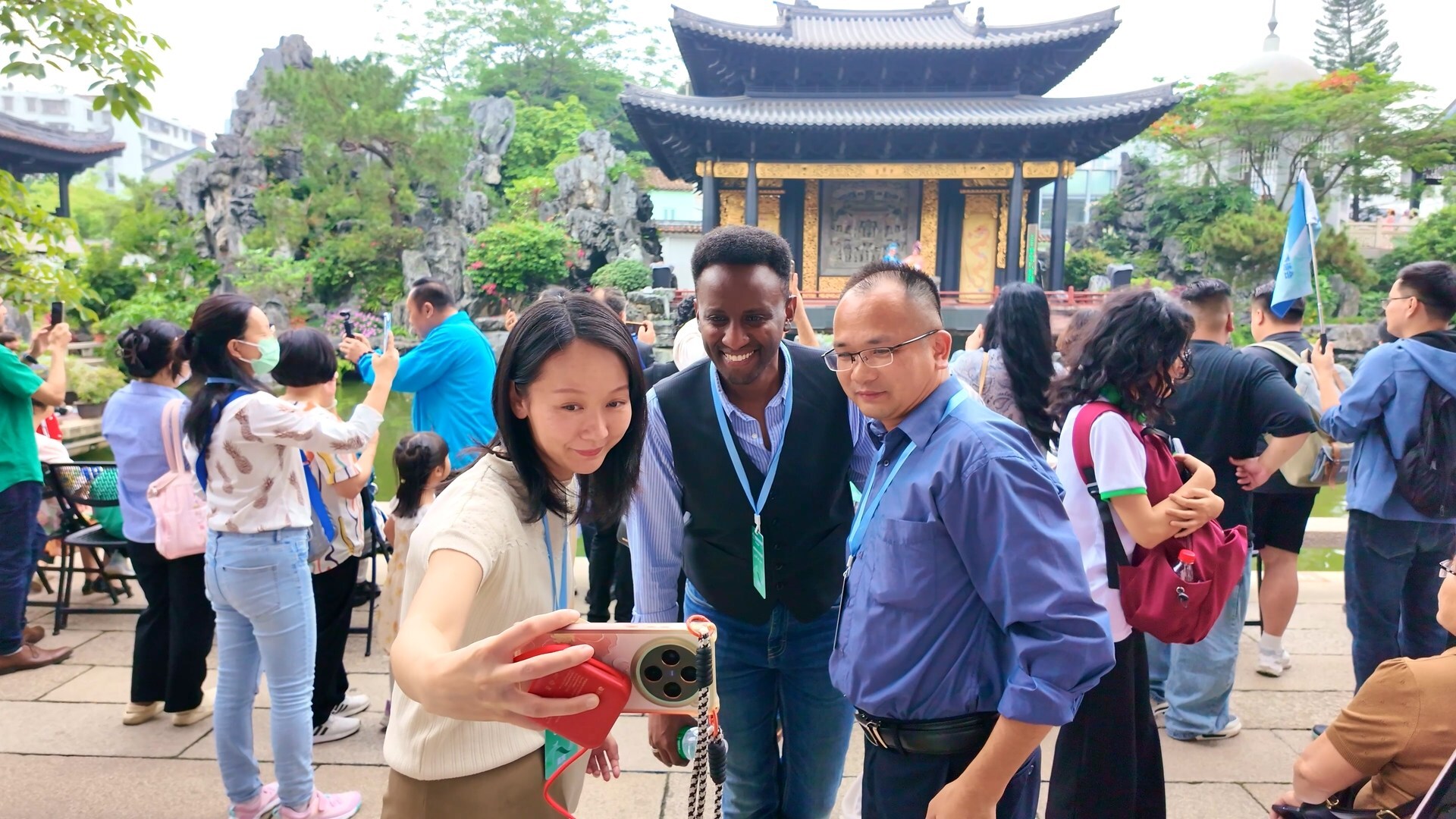 Unable to view the image, Please provide a valid URL.