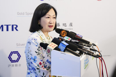 Mrs Regina Ip, Chairperson of the Board of Governors of the Savantas Policy Institute, said, the speakers at the summit were of a very high calibre, and the in-depth discussions provided Hong Kong with valuable insights into how it should position itself in the future. (PRNewsfoto/Global Prosperity Summit)