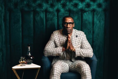 LE PORTIER COGNAC AND AMERICA'S <em>GOLD</em> STAR FAMILIES LAUNCH MEMORIAL DAY INITIATIVE FEATURING SHANNON SHARPE VISITS WITH U.S. TROOPS