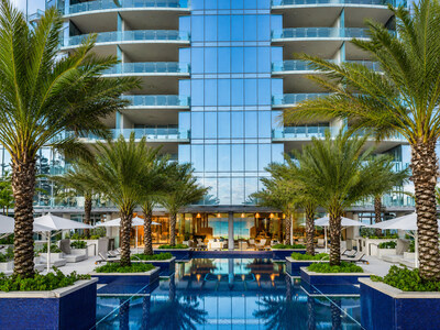 The Watermark’s private oceanfront pool terrace reflects the development’s seamless integration of luxury residential living, elevated amenities and personalized service within one of the Caribbean’s most exclusive waterfront addresses (CNW Group/The Watermark)