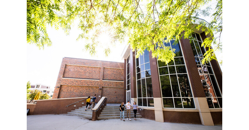 Wayne State College Selects eCampus.com to Support Unified Online Bookstore and On-Campus Retail Experience