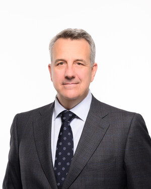 RETRAITE D'ERIC LA FLÈCHE À TITRE DE PRÉSIDENT ET CHEF DE LA DIRECTION DE METRO À LA FIN DE L'EXERCICE FINANCIER; METRO NOMME MARC GIROUX COMME PROCHAIN PRÉSIDENT ET CHEF DE LA DIRECTION
