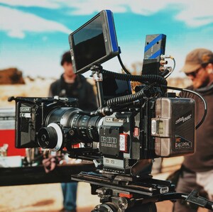 Behind the Scenes: Corra Group's Media &amp; Entertainment Background Checks Highlight the Importance of Human Expertise in an AI World