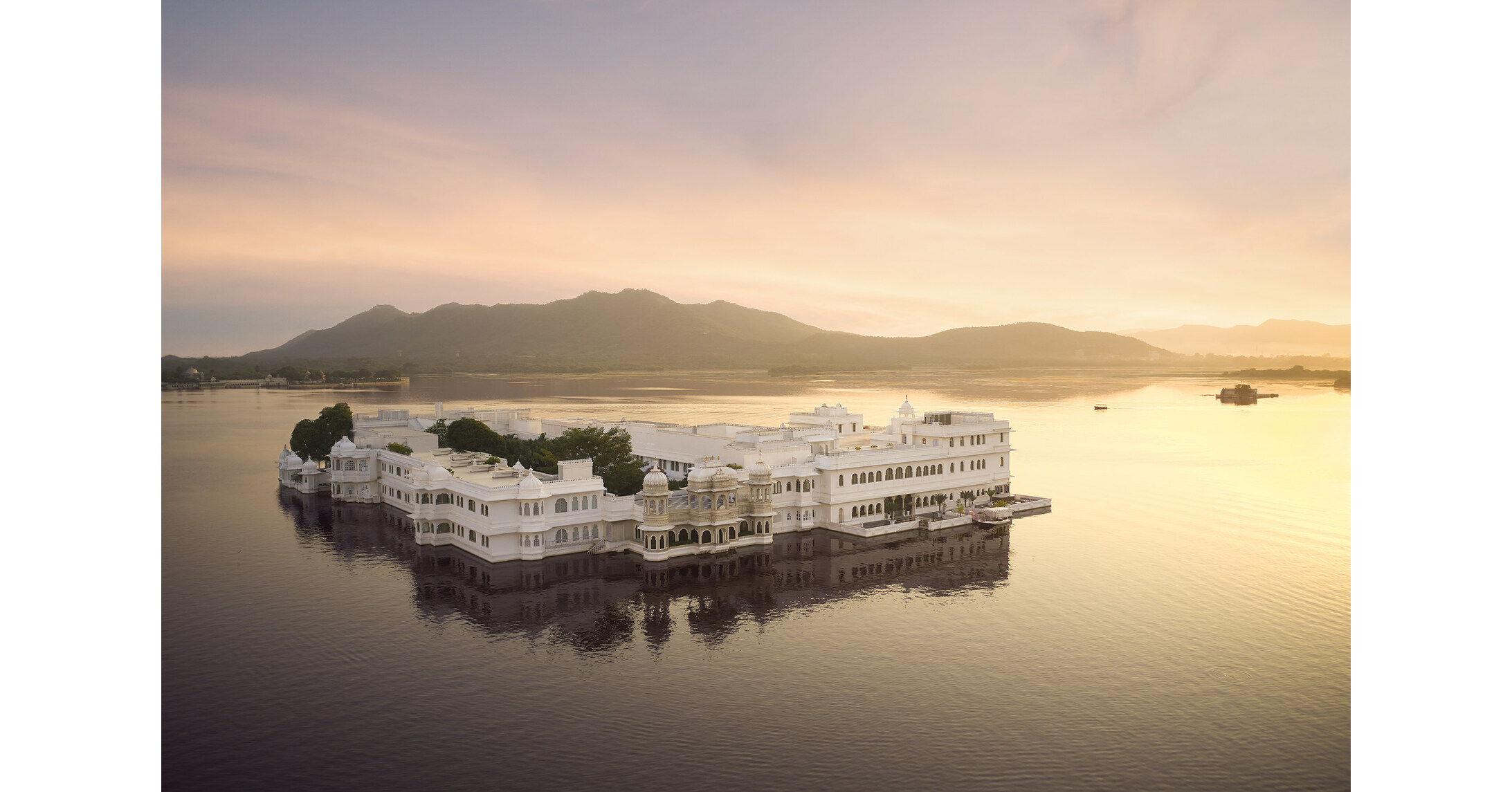 oneworld and Taj InnerCircle - NeuPass Launch First-Ever Global Airline Alliance and Hotel Loyalty Partnership